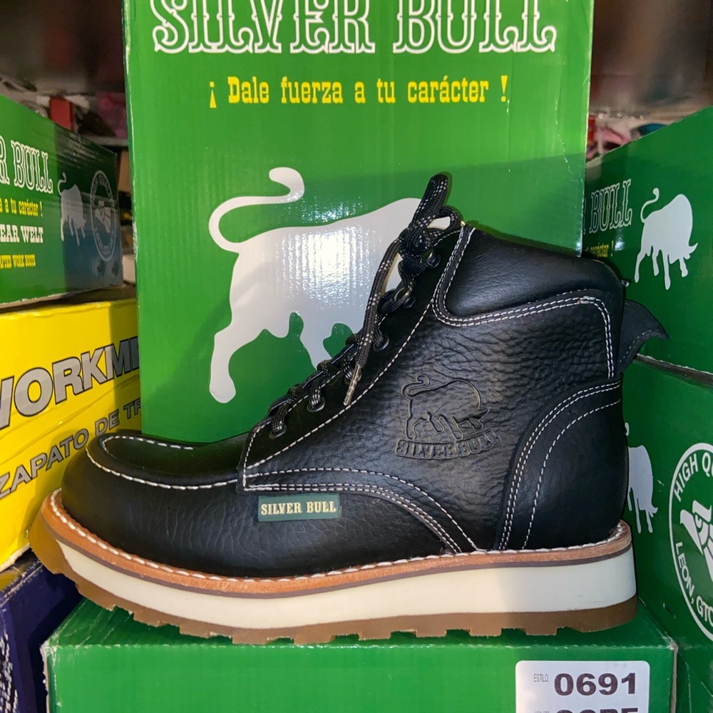 Moc toe boots by silver bull boots